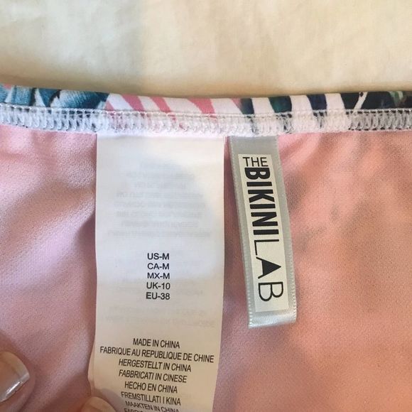 New BIKINI LAB Jungle Tropical Print Bikini - Picture 9 of 9